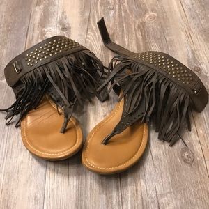 Fringe sandals